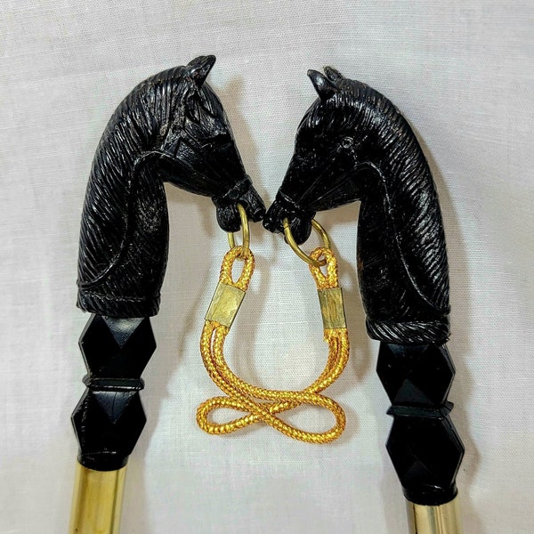 Vintage Horse Head Shoe Horn & Brush Set Hanging Black Japan Plastic