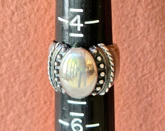 Size 4.75 Sterling Silver Unique Vintage Ring, 925  Beaded Edging, Pinky Rig