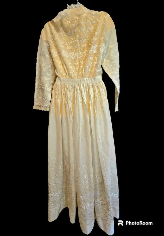 Antique early 1900s eyelet gown | Victorian Edwar… - image 2