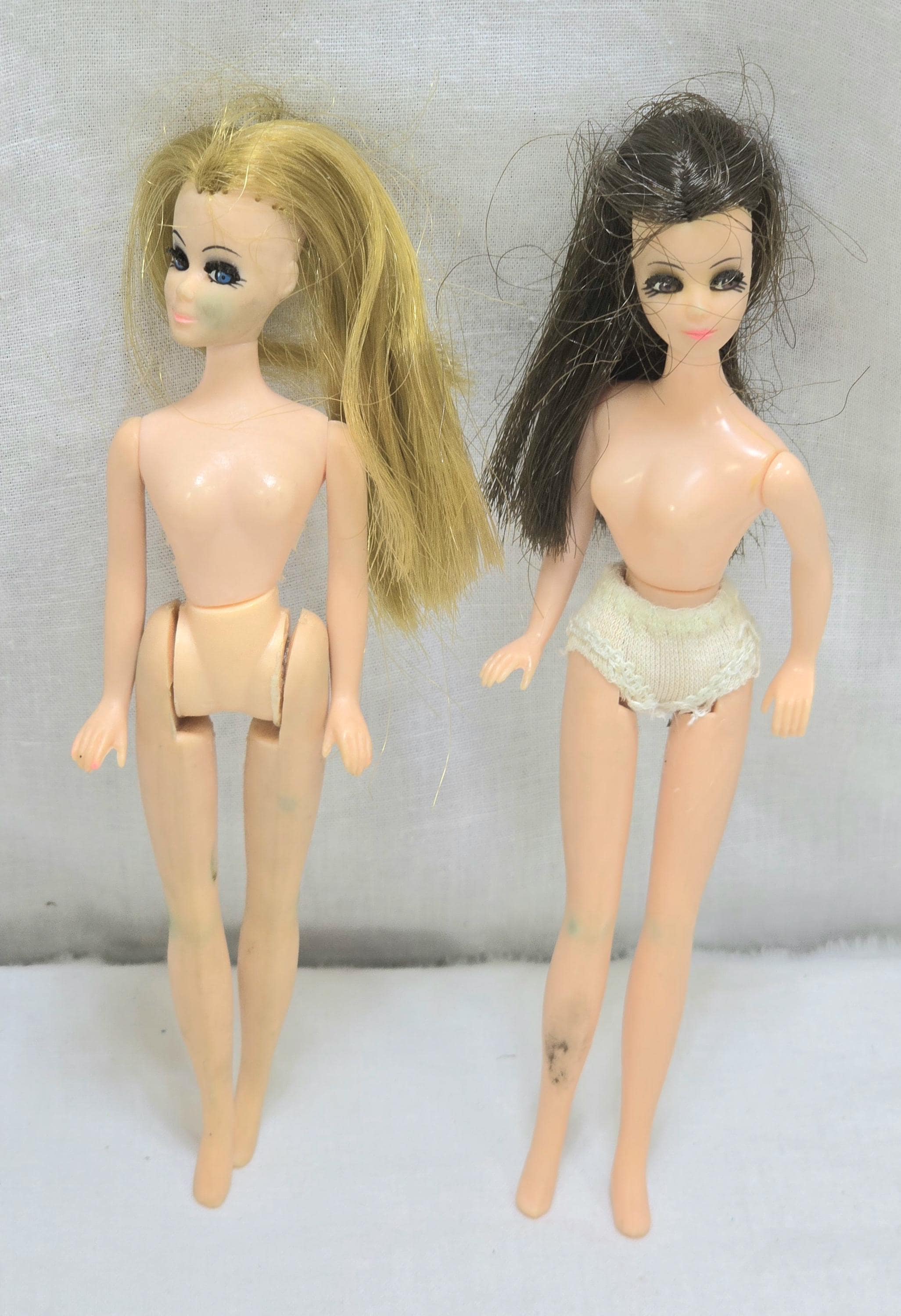 4 poupées Barbie des année 90'+2001&accessoires,d'occasion (Gebraucht