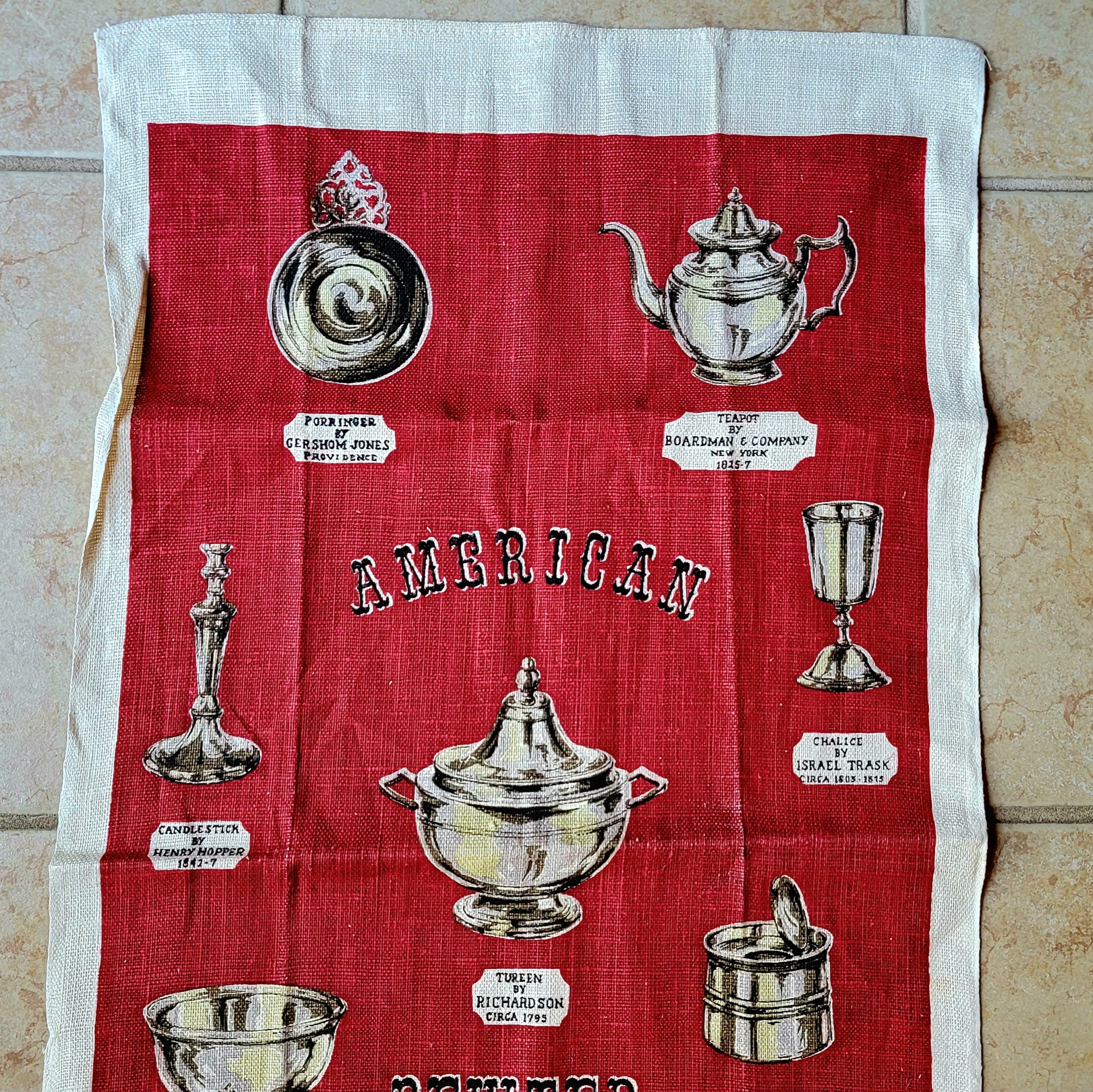 ストリックランズ作、白地に赤のアメリカンピューター製ディッシュ