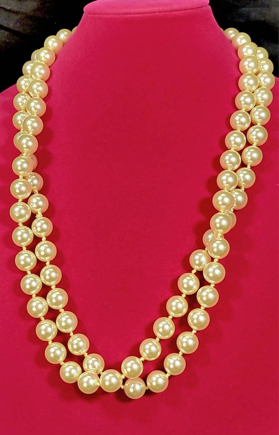 Vintage Faux 13mm Pearl Necklace 60 Inch Knotted Crea… Gem