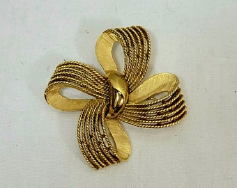 Vintage Crown Trifari Bow Shaped Brooch