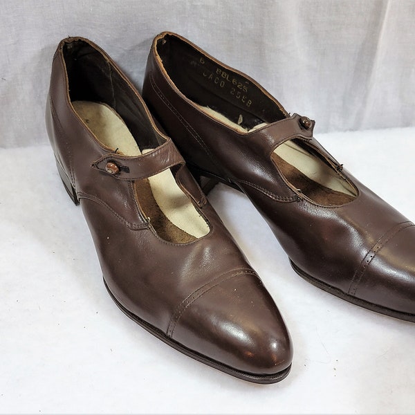 Antique Edwardian Womens Shoes, Brown Leather Stacked Heels, Single Button Strap, New Old Stock, Mary Jane Heels