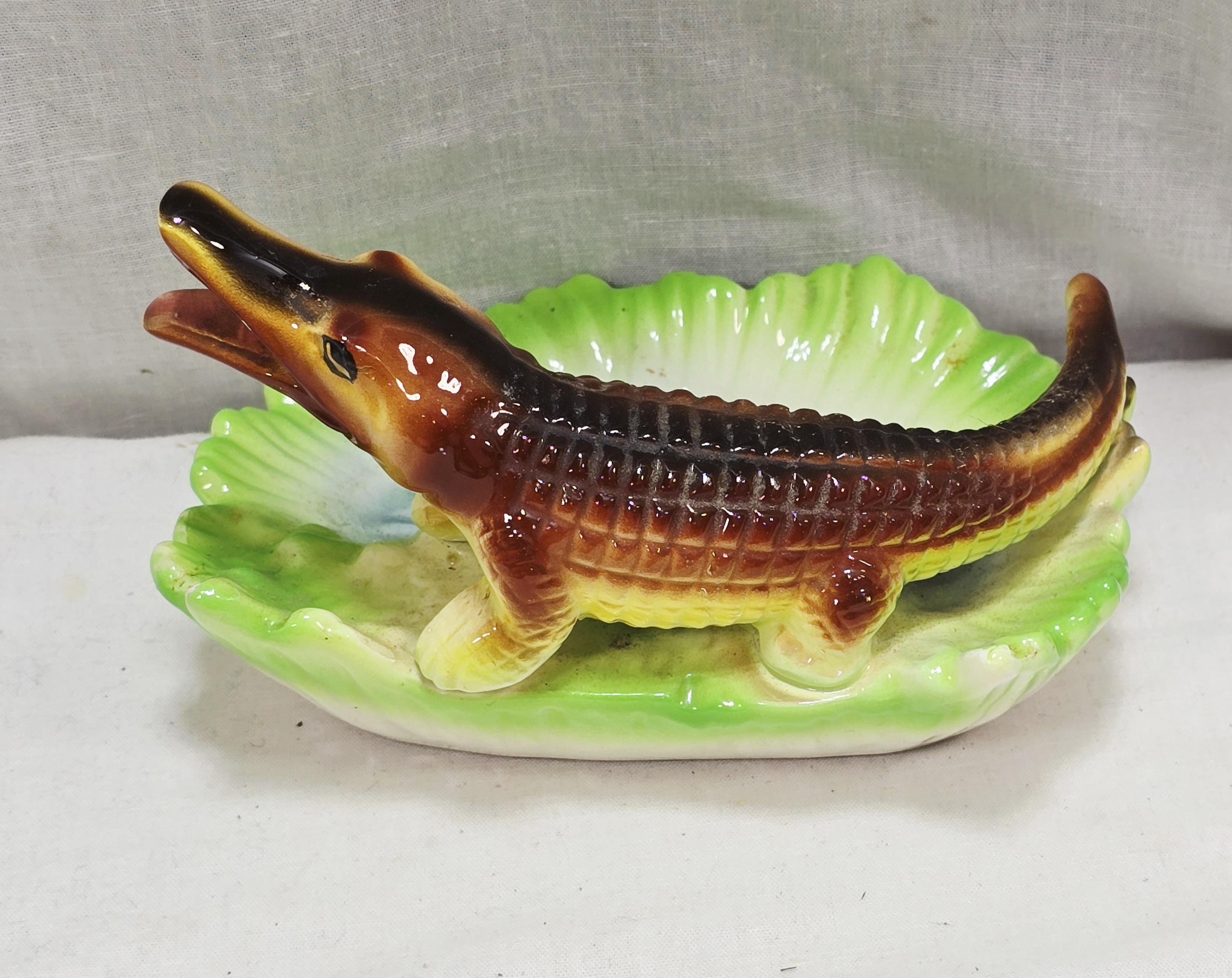 Vintage Souvenir Alligator Ashtray/trinket Dish by SUN, Made in