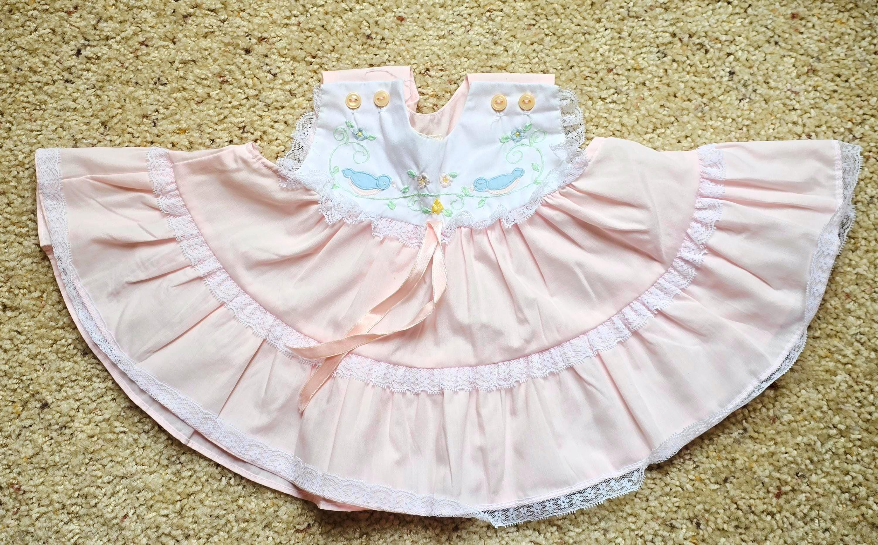 Veste Rose Bébé Fille Garanimals Avec Capuche - Taille 6-9 Mois - Velours à Volants - Occasion Très Bon état