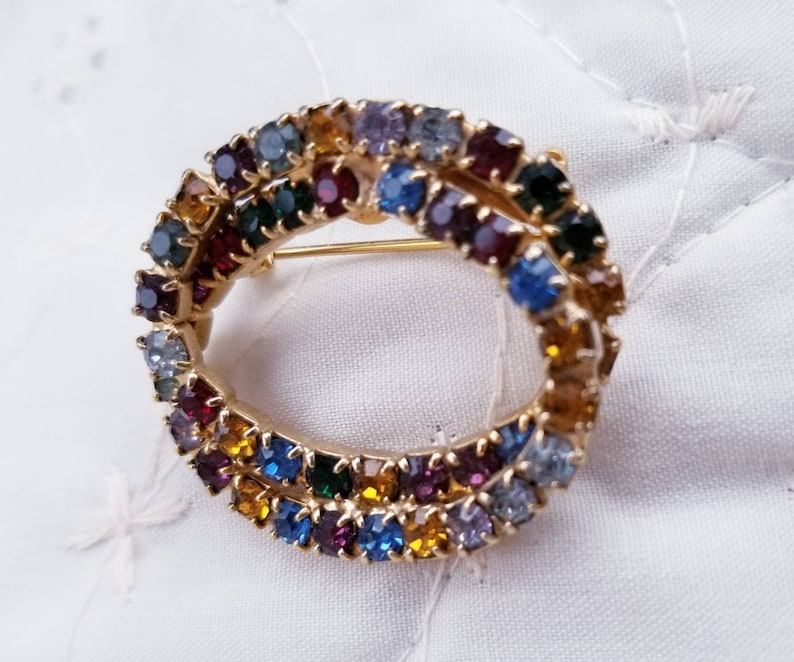 Vintage Infinity Eternal Multi Color Rhinestone Prong Set Double Oval Brooch Pin