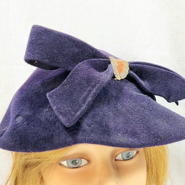 Vintage 1930s Navy Velour Bonnet, 30s Blue Fur Felt Bow Hat, Depression Era Cap, 21 1/2"