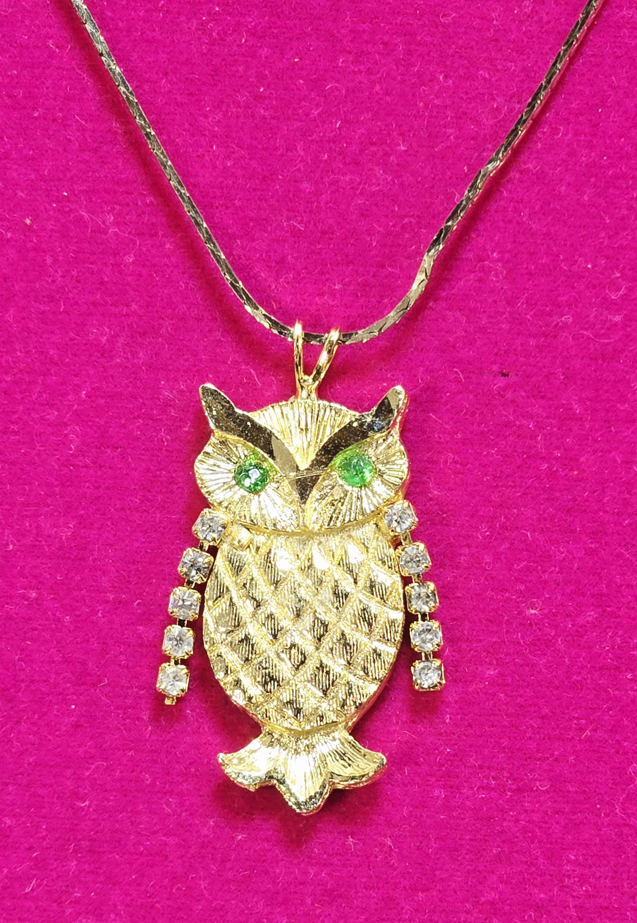 Vintage Gold Tone Owl Rhinestone Pendant Necklace