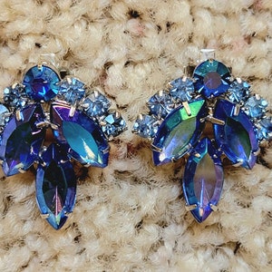 Sarah Coventry Blue Lagoon Clip On Earrings