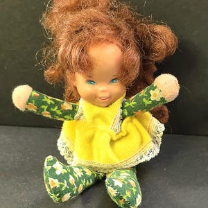 Vintage Mattel Honey Hill Bunch Doll Sweetlee 1975