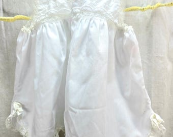 Vintage White Cotton Eyelet Lace Dress or Baby Slip: Her Majesty Size T-1