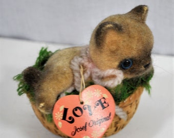 Josef Originals Flocked Kitten in Ceramic Basket with Heart Tag