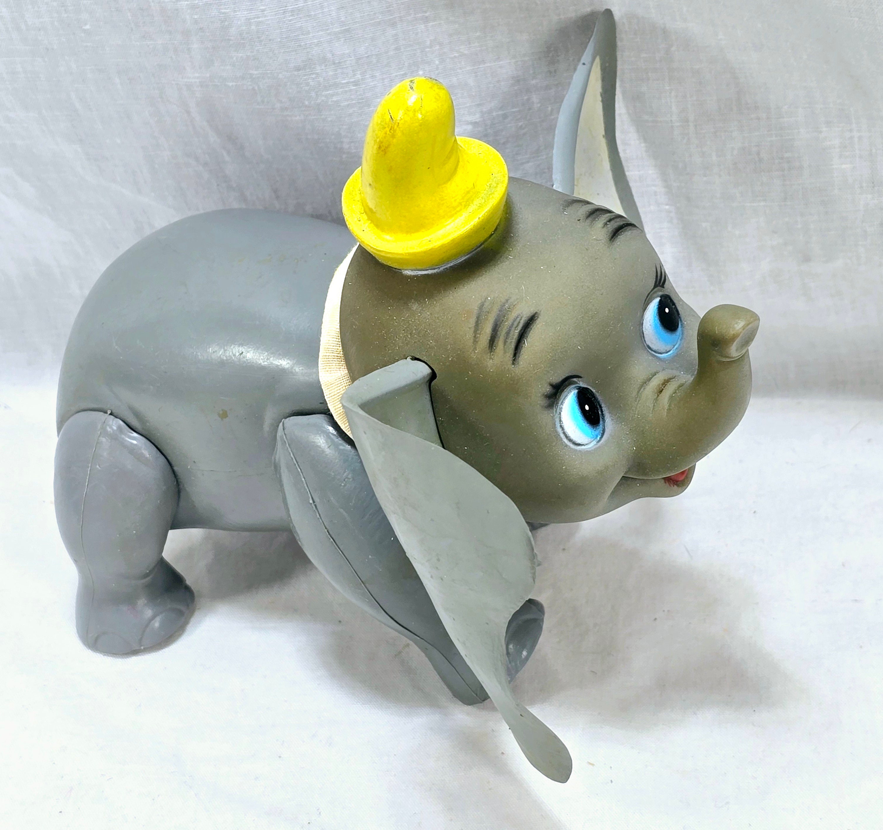 ネットで注文 Walt Disney Productions Dakin & Co Dumbo Figure Hong Kong その他