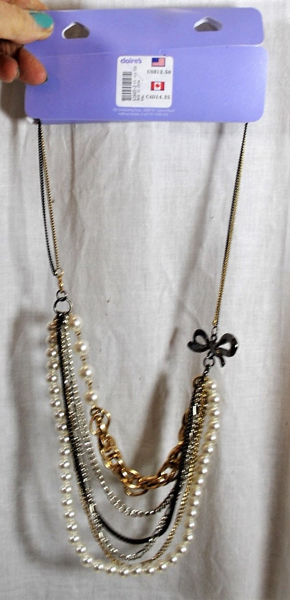 Vintage Claire's New Necklace, 6 Strands, Faux Pe… - image 2