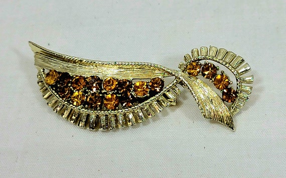 Honey and Topaz Color Glass Rhinestones Vintage L… - image 1