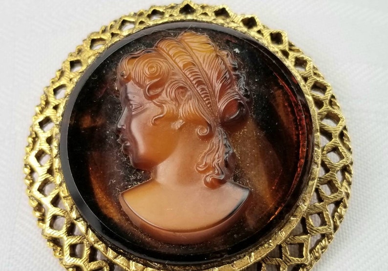 Vintage Cameo Brooch Slag Faux Root Beer Glass