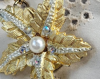 Vintage Floral Sweater Guard or Scarf Clip, Goldtone Flower with Faux Pearls and Rhinestones