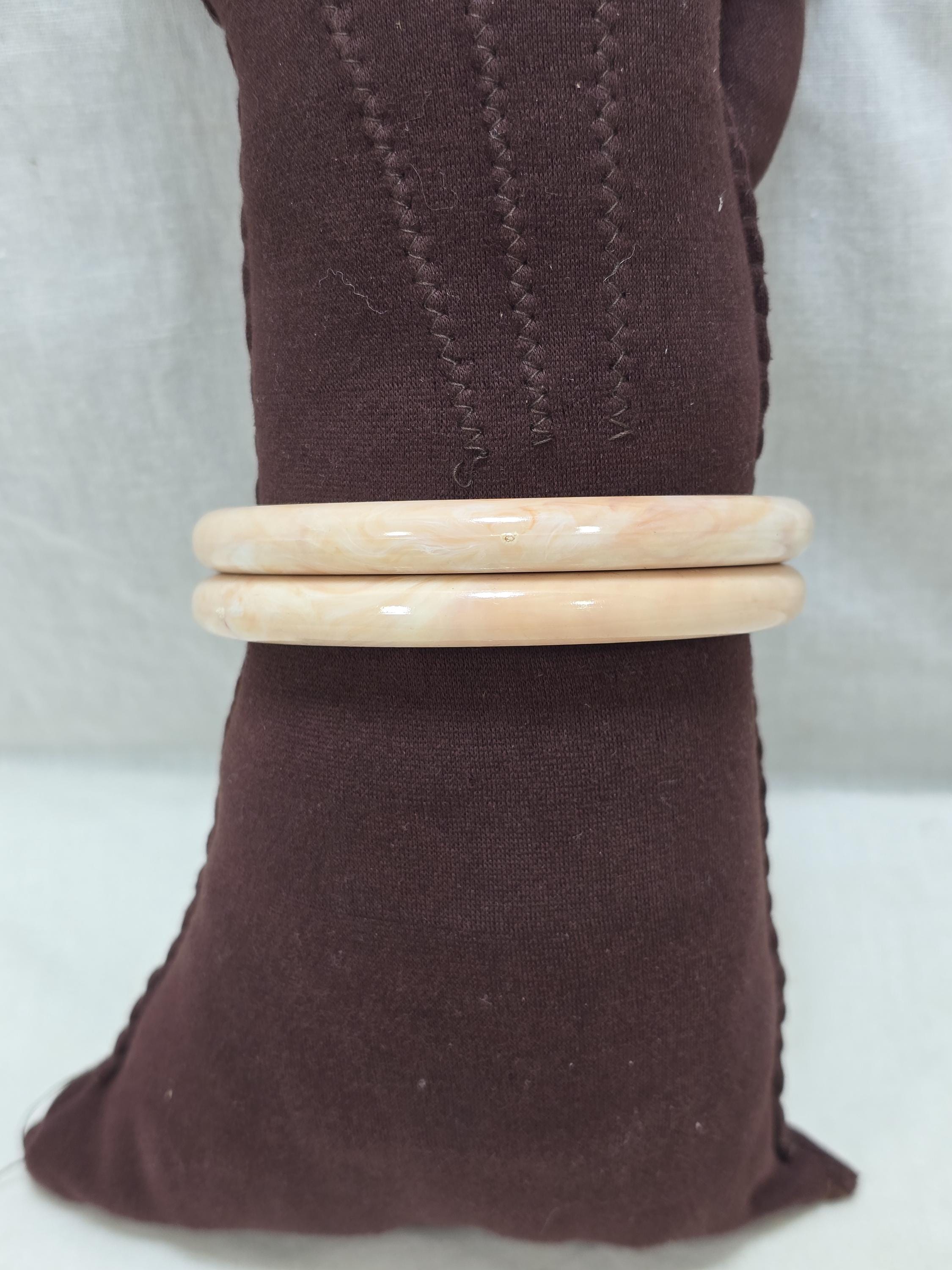 ヴィンテージ　ルーサイトバングル　フランスヴィンテージ ヴィンテージ70年代ルーサイトバングルセット：コーラルマーブル