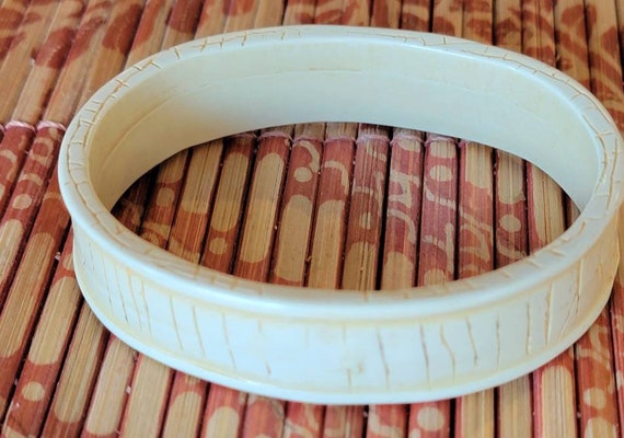 FINAL SALE Vintage Bangle Bracelet Crackle Finish… - image 3