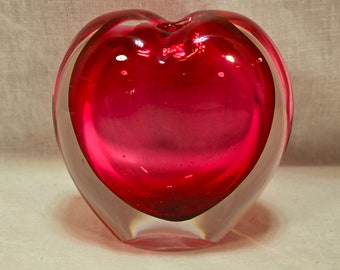 Pink Murano Sommerso Glass Heart Bud Vase, Cased Glass, Art Glass Heart Shaped, Paperweight