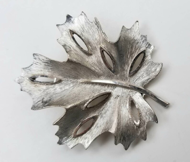 BSK Leaf Brooch Vintage Silvertone Openwork Pin