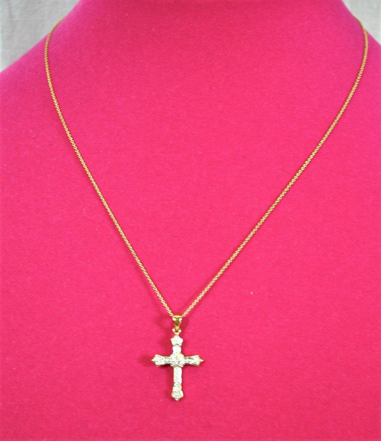 18" Italian Box Chain Sterling Silver Filigree Cross Pendant 18" Italian Box Chain Sterling Silver Filigree Cross Pendant