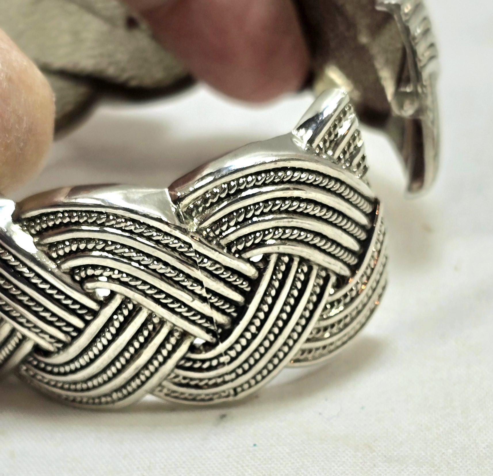 ヴィンテージ アールデコ スタイル 編み込みメタル カフ バングル