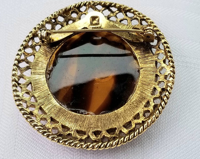 Vintage Cameo Brooch Slag Faux Root Beer Glass