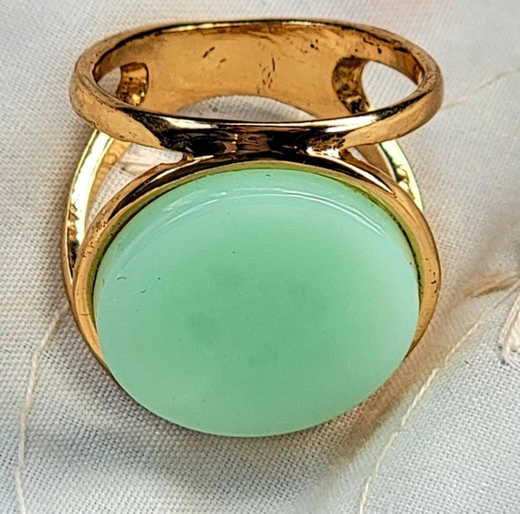 Green costume ring sale