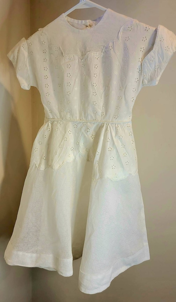 Vintage Girl's White Eyelet Dress, Size 8? - image 1