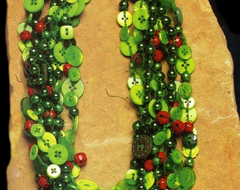 Jingle Bell Button Necklace - Christmas Jewelry  PATTERN / INSTRUCTIONS