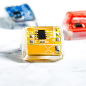 1.25u Yellow Recycled Real blue MainBoard Circuit Board Keycap, Artisan Resin Keycap for MX Cherry Switches Mechanical Keyboard, Gift for BF