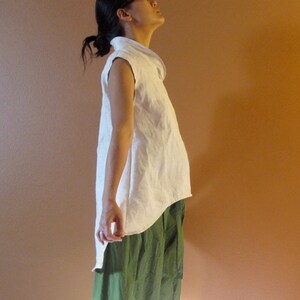 Custom linen sleeveless wavy top image 4