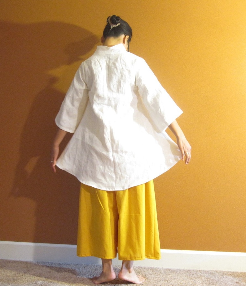 custom linen simplicity wavy blouse image 2