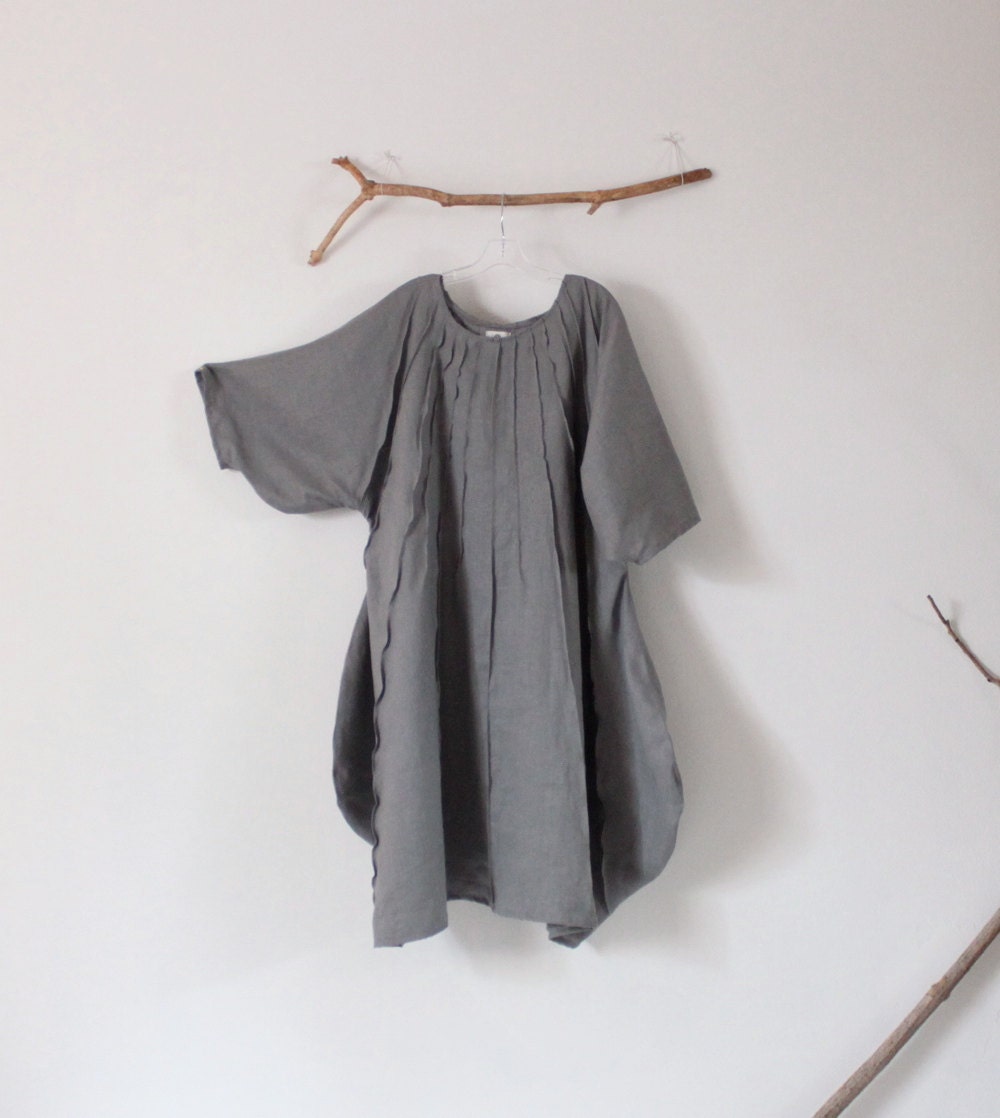 Made to Order Pleated Vase Linen Dress - Etsy