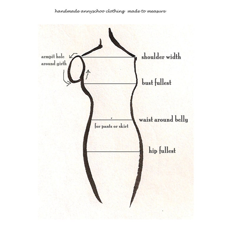 Pode incluir: Desenho de linha de um corpo feminino com medidas para costurar roupas. As medidas incluem a largura dos ombros, o busto mais cheio, a cintura ao redor da barriga e o quadril mais cheio.