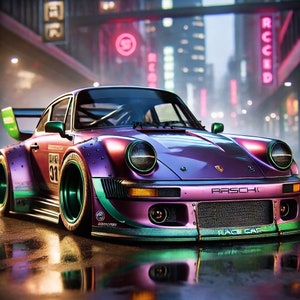 Op de afbeelding: Een paarse en groene custom-gekleurde Porsche 911 raceauto met een groene spoiler en het woord "PSCHCI" op de achterkant. De auto staat geparkeerd op een natte straat met een wazige stadsachtergrond.