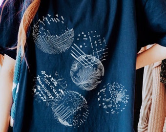 Petri Dish Bacteria Pattern T-shirt: Science Lover Gift