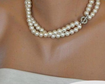 Pearl Bridesmaids Necklace: Swarovski Clasp, Elegant Wedding Jewelry
