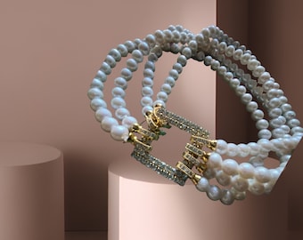 Tout luxueux, tout intemporel + 30 % DE VENTE SA - collier de perles, broche carrée en or