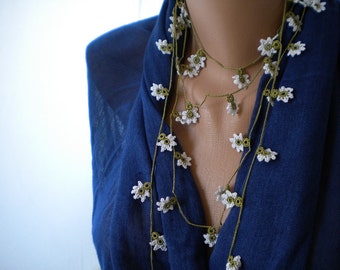 FIBER  NECKLACE with GREEN AND WHITE LACE FLOWERS