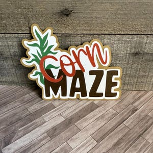 Fustella per abbellimento di album di ritagli fatta a mano con labirinto di mais autunnale — Fustella per abbellimento a strati con carta, scrapbooking, artigianato di carta
