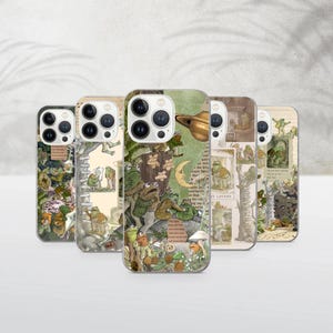 Puede incluir: Una colección de fundas para teléfonos con ilustraciones caprichosas de ranas en un entorno de libro de cuentos. Las fundas muestran una variedad de escenas con tonos verdes, marrones y beige, con una estética vintage. Cada funda tiene un diseño diferente.