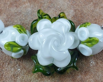 Glass Lampwork Beads, White Roses, Flower Beads, Rose Bud Beads | SRA #366