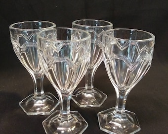 4 Fostoria Wine Glasses in Alexis