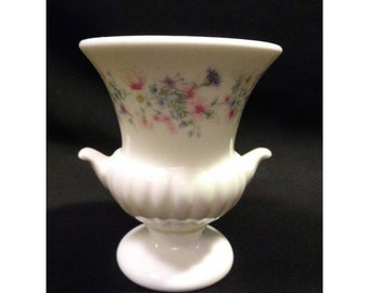Wedgwood Angela bone china miniature bud vase