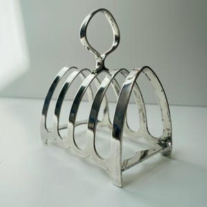 Vintage English Silver-Plated Toast Rack: Gothic Arch Design, Letter Holder