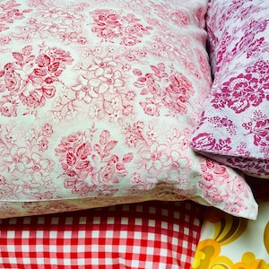 Grande taie d'oreiller carrée rose vintage à fleurs – Coussin cottagecore, convient aux motifs 60 x 60 cm ou 65 x 65 cm