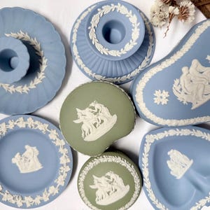 Wedgwood pottery - Etsy 日本
